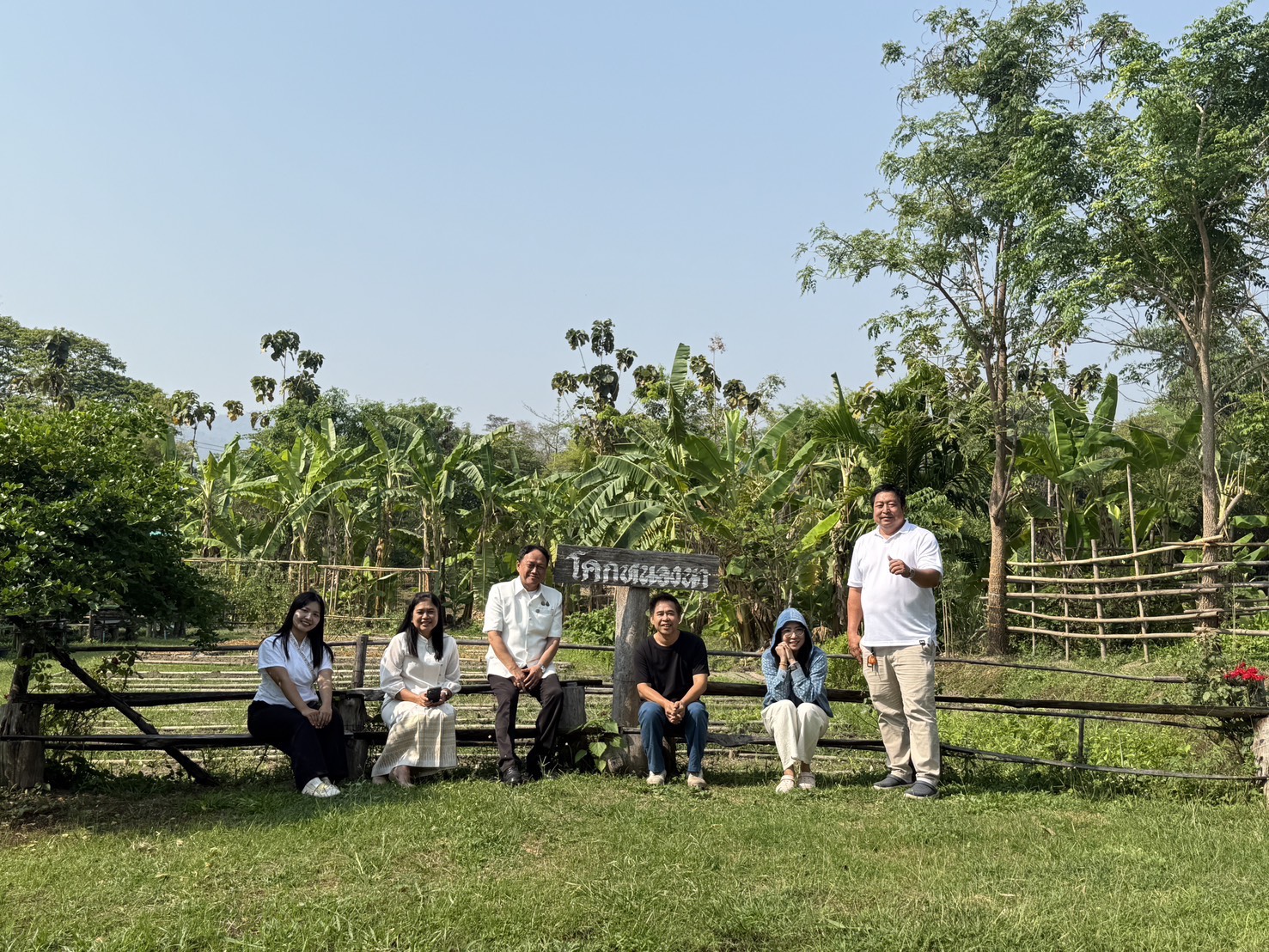 🌈 พช.ตาก : ลงพื้นที่ติดตามผลการดำเนินงานและเยี่ยมชมแปลงเรียนรู้ตามหลักปรัชญาของเศรษฐกิจพอเพียง อำเภอบ้านตาก