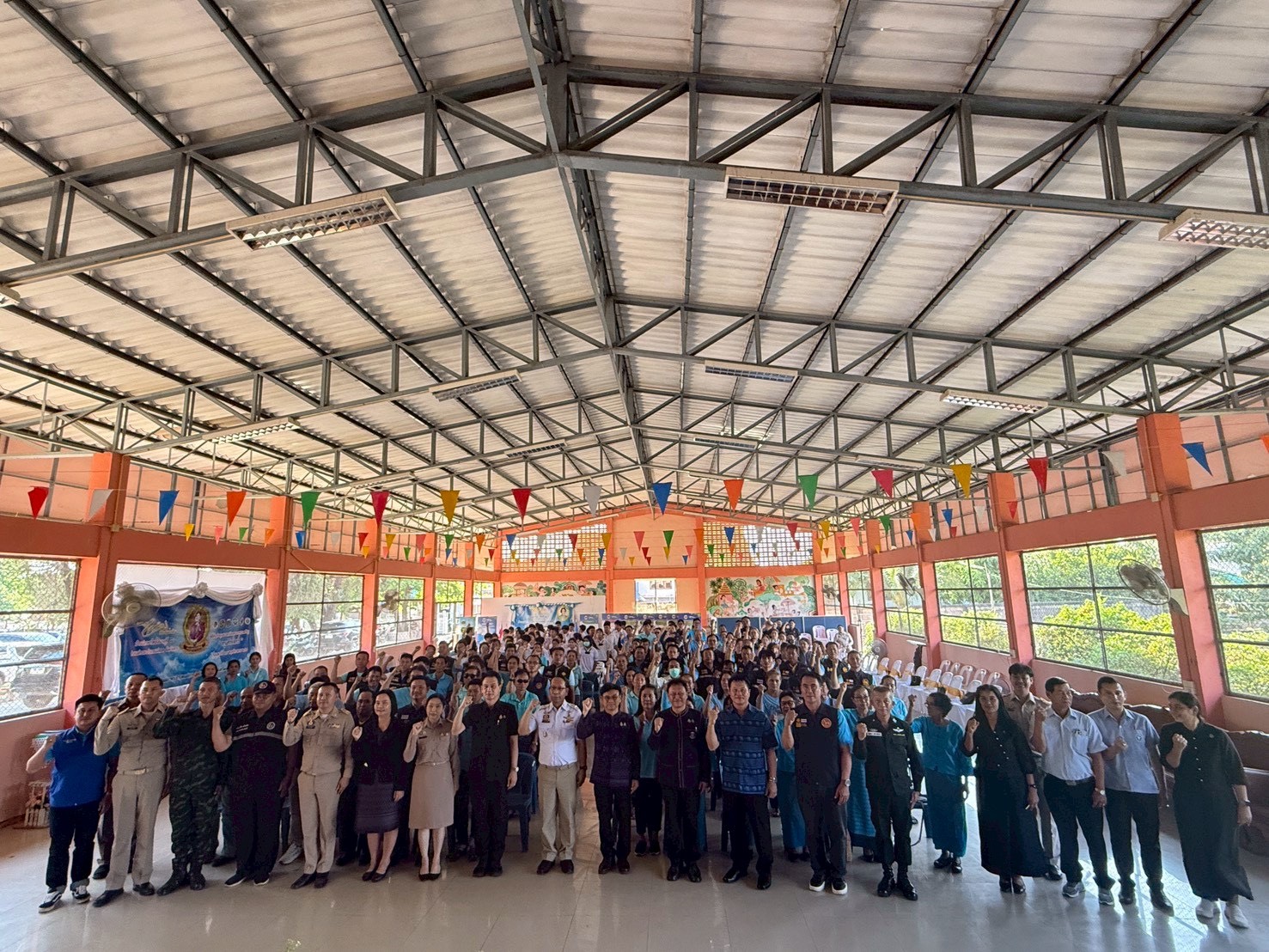 🌈 พช.ตาก : ร่วมปฏิบัติการ Kick off หมู่บ้านกองทุนแม่ของแผ่นดิน 