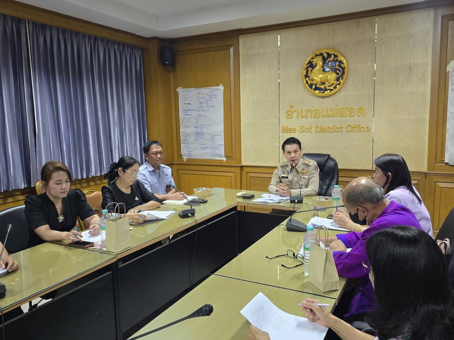 🌈 พช.ตาก : ประชุมเตรียมความพร้อมขับเคลื่อนโครงการ “ด้วยจงรักและภักดี” หนุนจัดตั้งบริษัทอำเภอพอเพียง เสริมเศรษฐกิจฐานราก