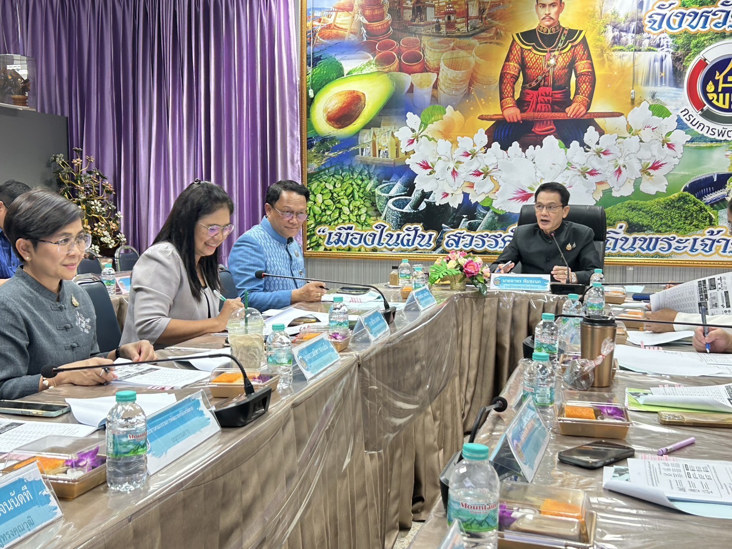 🌈 พช.ตาก : ประชุมคณะอนุกรรมการบริหารกองทุนพัฒนาบทบาทสตรีจังหวัดตาก ครั้งที่ 5/2569